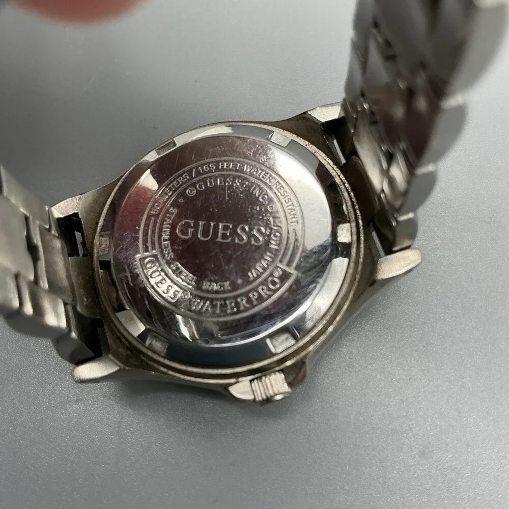 Guess Waterpro Womens Watch 28mm White Dial Two Tone 50M New Battery 5.5